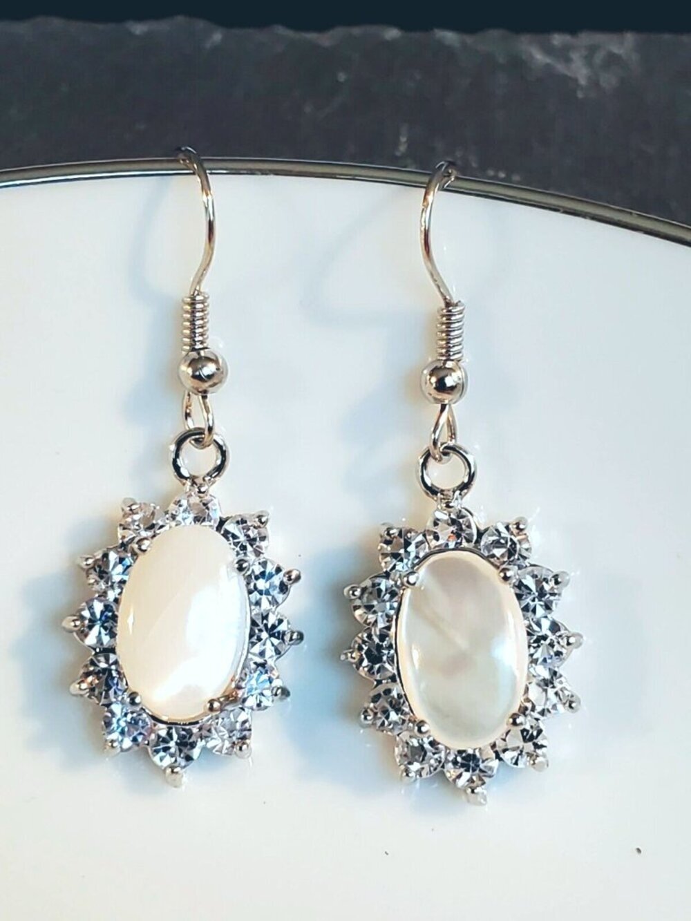 Elegant Mother Pearl Shell Oval Cab Lab Diamonds Silver Platinum Plated Earrings - Picture 7 of 7